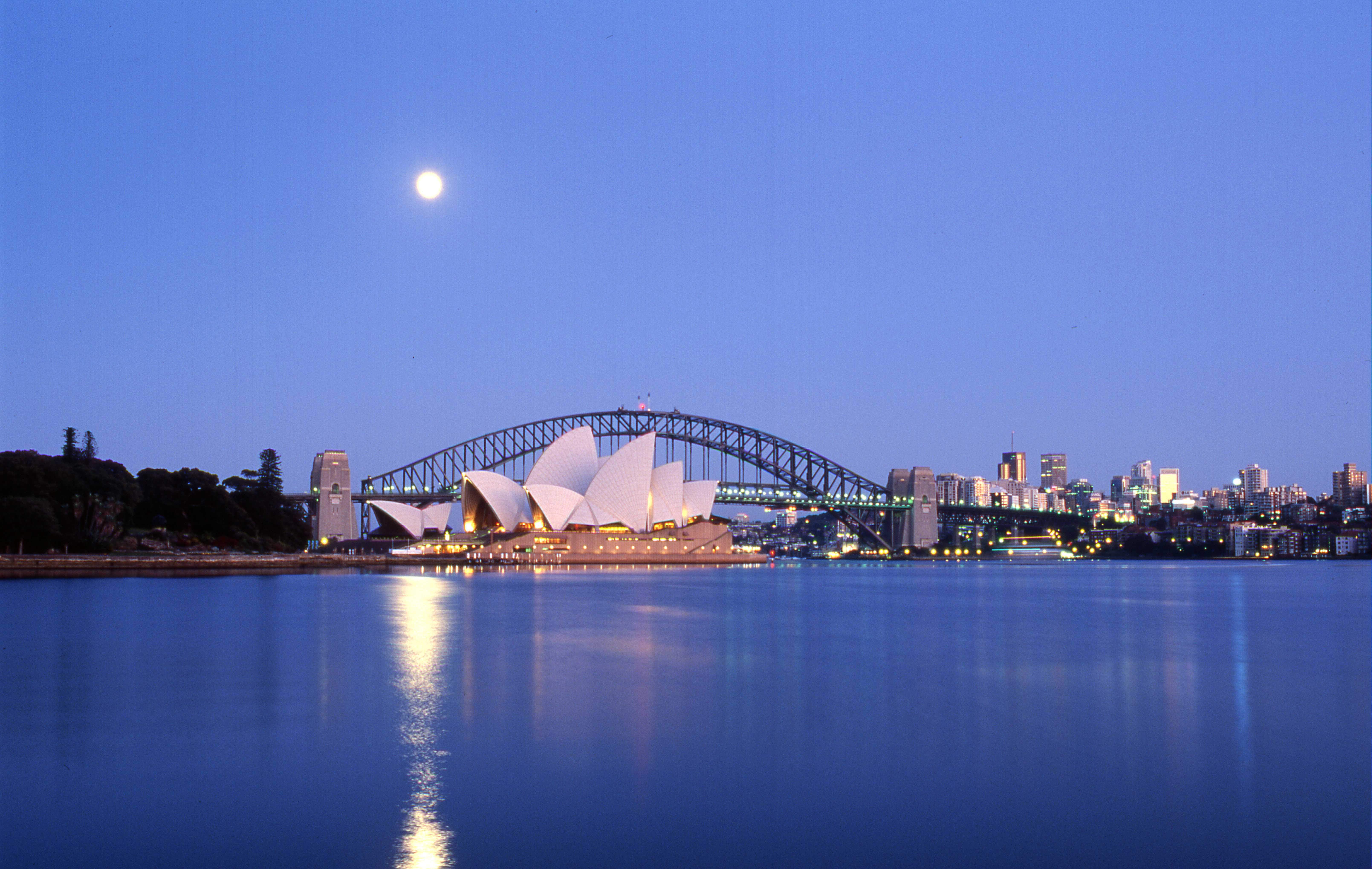 SEM084 - Moonlit Waters : Sydney - Australia - Ltd Editions : Stephen E-Moran - Fine Art Photography